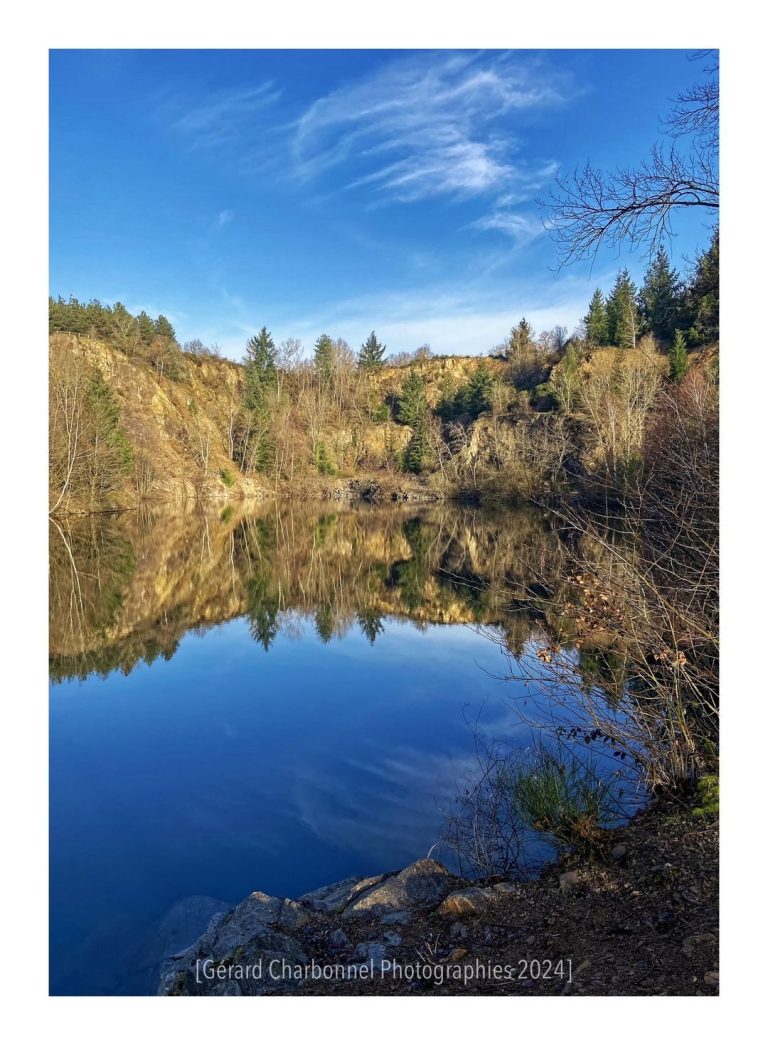 Le lagon bleu à Louroux-Hodement - Allier